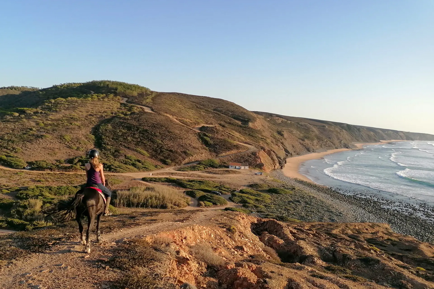 Horse riding in Aljezur through the natural landscapes of the Costa Vicentin